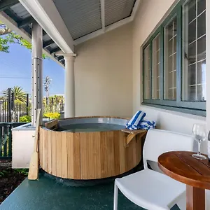 Stone - Camps Bay Village Le Cap